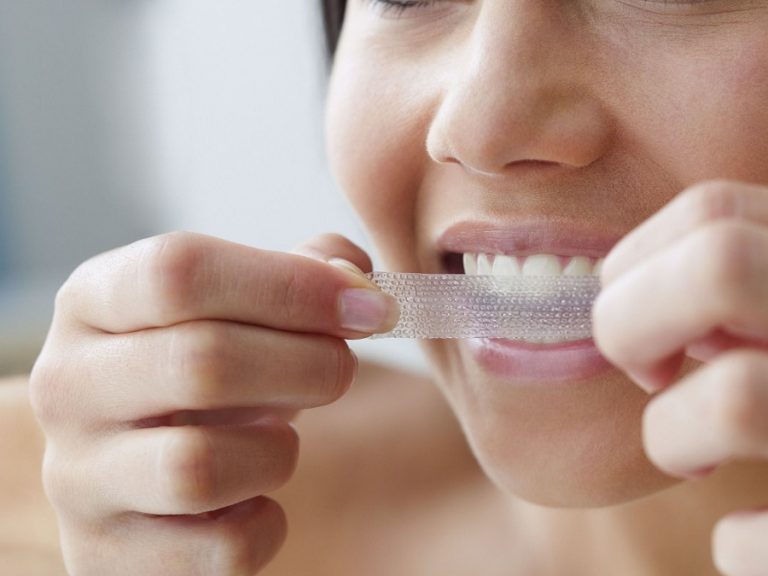5 Possible Disadvantages of Whitening Your Teeth With Over-the-Counter Products